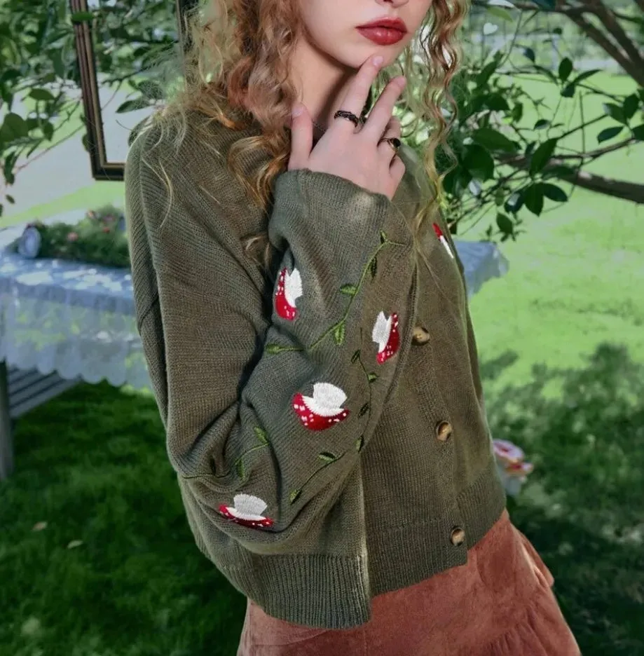 Women's autumn/winter mushroom button embroidered olive cardigan knit sweater